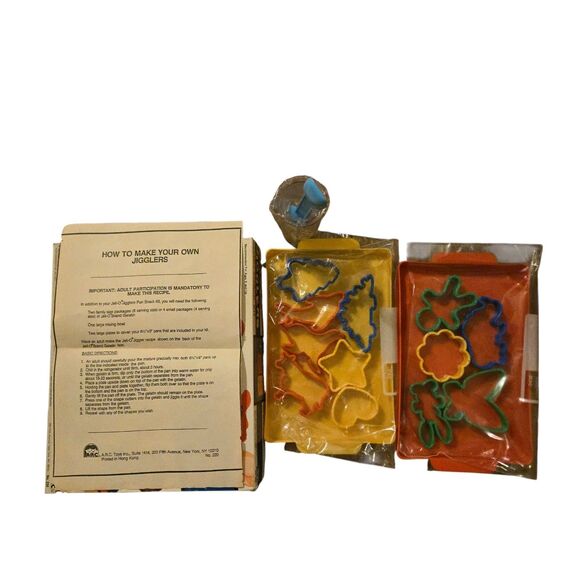Vintage Jell-O Jigglers Fun Snack Kit Kids Set With Box - Picture 5 of 5